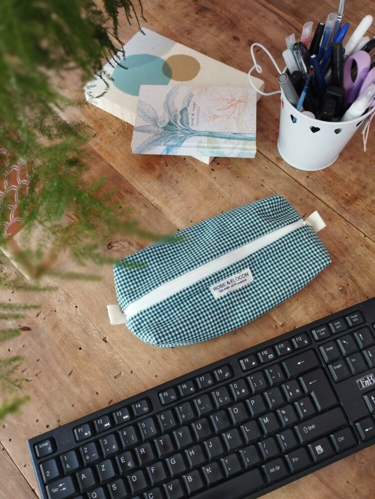 Trousse d’écolier vichy vert foncé – Image 2