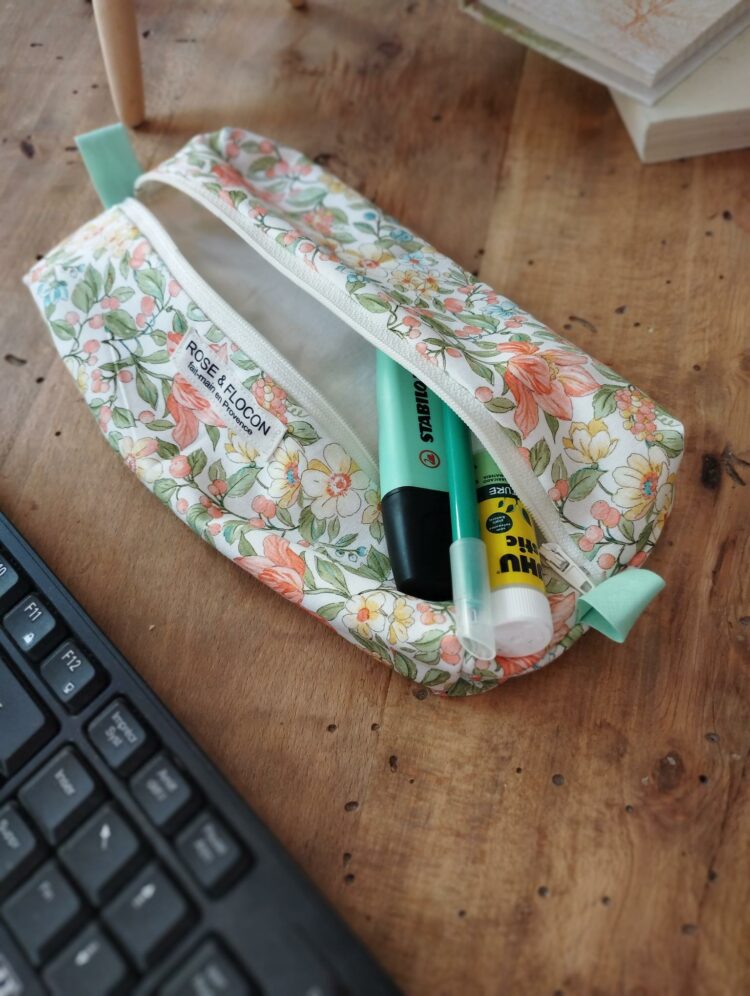 Trousse d’écolier fleurs de campagne – Image 3