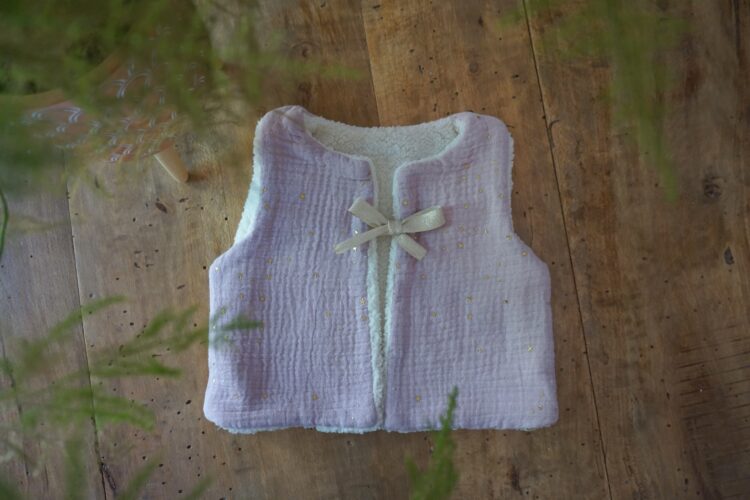 Gilet de berger bébé étoilé